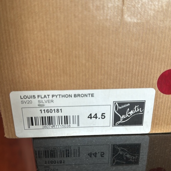 NEW NEVER WORN LOUBOUTIN SNEAKERS - Picture 9 of 12